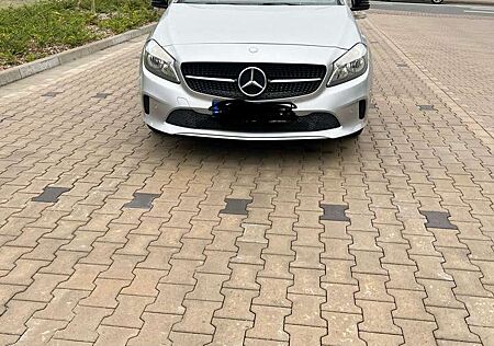 Mercedes-Benz A 180 BlueEfficiency (176.042)