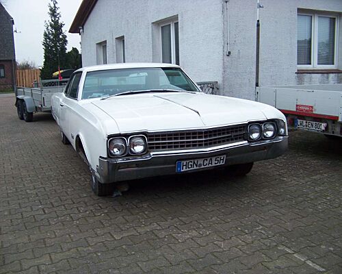 Oldsmobile Others Ninety Eight Holyday
