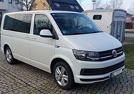 VW T6 Multivan Volkswagen 150 PS / 2 Liter / AHK / Standheizung