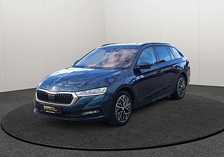 Skoda Octavia Combi 2.0TDI DSG Clever LED AHK Navi Rear View ACC