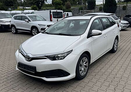 Toyota Auris 1.33 Dual-VVT-i Touring Sports Cool