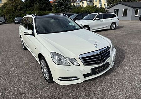 Mercedes-Benz E 350 T-Modell BI-XENON / PANO / ACC / AHK
