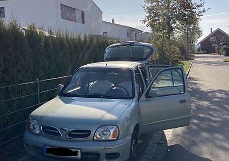 Nissan Micra 1.0 Fresh