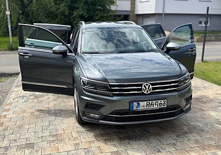 VW Tiguan Allspace Volkswagen 7-Sitzer 2TDI 4Motion DSG Highline