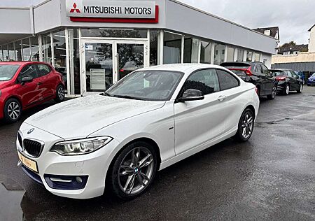 BMW 220 i Sport Line Coupe * SERVICE PAKET*