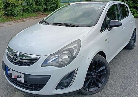 Opel Corsa Klima / Navi / Sitzheizung / Lenkradheizung usw.