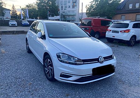 VW Golf Volkswagen +1.0+TSI+Sound