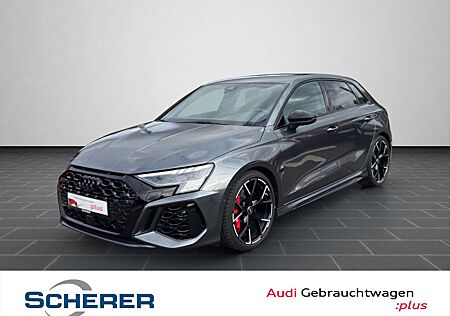Audi RS3 Sportback *RS-ABGAS*RS-DYNAMIK+*B&O*MATRIX*