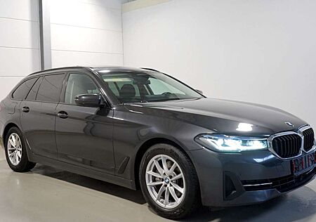 BMW 520 d Touring *AHK*HUD*KAMERA*LASER*