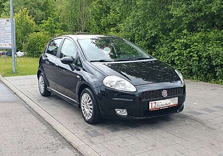 Fiat Grande Punto 1.4 16V Emotion*KLIMA*AHK*TEMPOMAT*