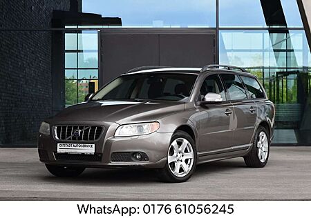 Volvo V70 Kombi Momentum*TÜV*LEDER*XENON*SZHG*PDC*NAVI