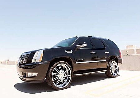 Cadillac Escalade GMT900 Elegance COC Available