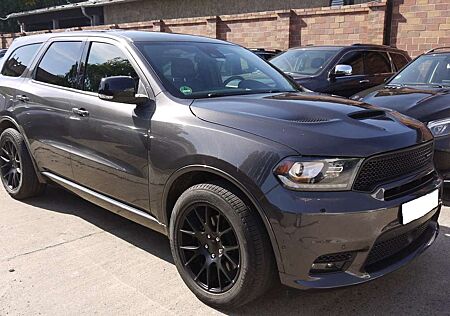 Dodge Durango 5,7 Blacktop mit Vialle Gasanlage