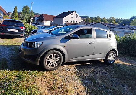 Chevrolet Aveo LT