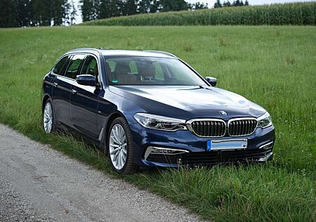 BMW 540i 540 xDrive Touring Aut. Luxury Line