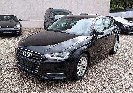 Audi A3 Sportback attraction ultra*Navi*Klima*1.Hand*