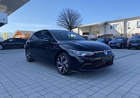 VW Golf Volkswagen R-Line (D4) 1.5 eTSI 150 7-G DSG, NAVI, LED-Plu...