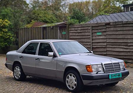 Mercedes-Benz E 300 4Matic