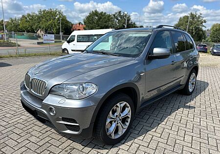 BMW X5 xDrive40d Navi Leder Panorama Memory AHK Xenon PDC