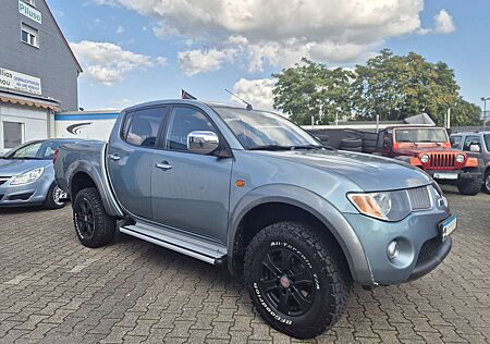 Mitsubishi L200 Intense Doppelkabine 4WD *Scheckheftgepfl./1.Hand*