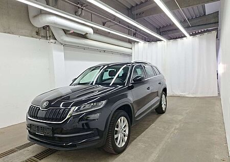Skoda Kodiaq Style 4x4 ACC Car Play 360° Area View DAB Navi
