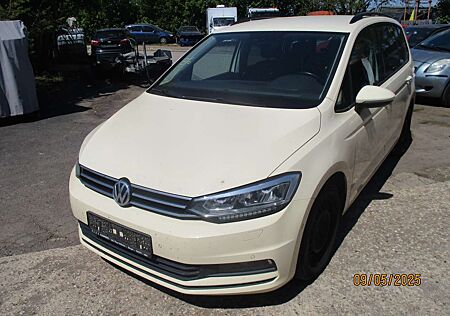 VW Touran Volkswagen 2.0 TDI SCR DSG Comfortline