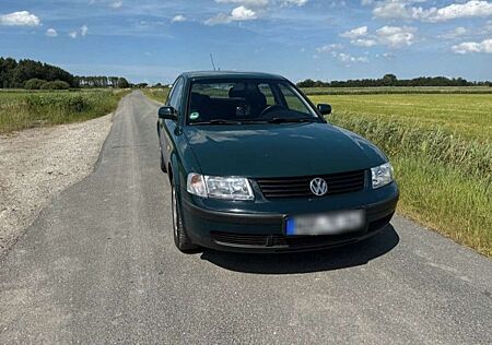 VW Passat Volkswagen 1.6