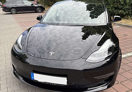 Tesla Model 3 Performance