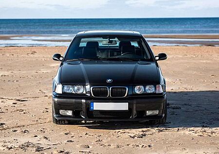 BMW M3 E36 Evo w Business CD stereo !