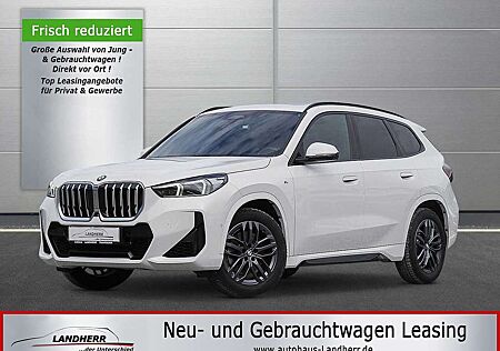 BMW X1 xDrive23i M Sportpaket // AHK/Leder/Panorama