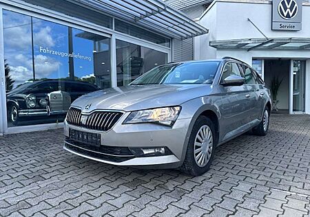 Skoda Superb Combi 2.0TDI 4x4 DSG*STANDH.*AHK*KAMERA