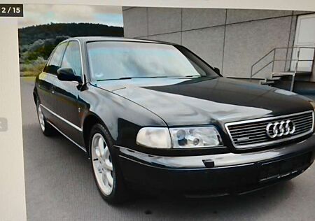 Audi A8 2. 8 QUATTRO LPG xenon