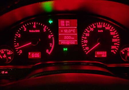 Audi A8 QUATTRO 2.8. LPG (Prins) 80 Lt Tank. xenon