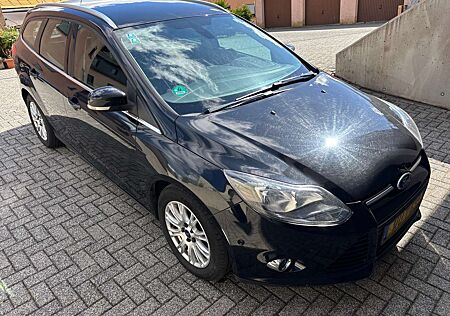 Ford Focus Turnier 2.0 TDCi DPF Titanium
