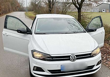 VW Polo Volkswagen IQ.DRIVE