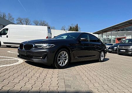 BMW 520 d *LED Navi Kamera AHK Park Assistent DAB*