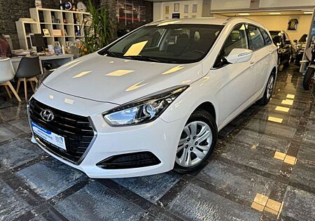 Hyundai i40 cw blue *Sitzheizung*Klimaauto*El.Fenster*