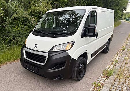 Peugeot Boxer L1H1 Pro BlueHDi 130 Klima AHK Tempomat