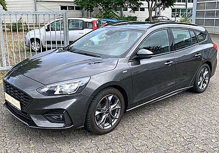 Ford Focus ST-Line TDCI-R-Kam-SHZG-LHZG-v.Assisten-Tüv neu
