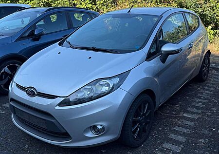 Ford Fiesta Fiesta 1.4 TDCiChampions Edition