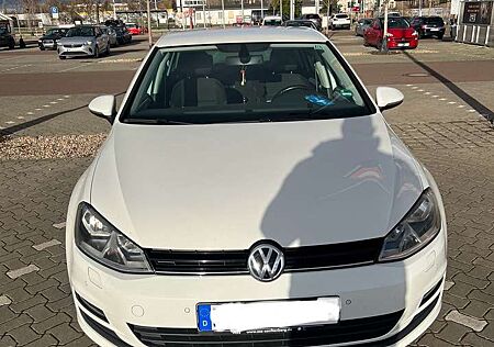 VW Golf Volkswagen 1.6 TDI BlueMotion Trendline