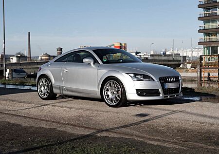 Audi TT 3.2 coupe, Quattro, Lückenlos service