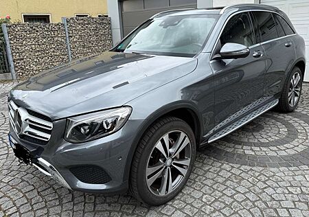 Mercedes-Benz GLC 250 4Matic 9G-TRONIC Exclusive