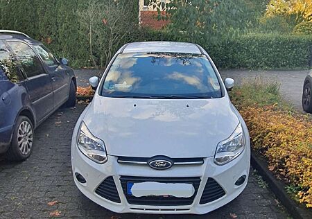 Ford Focus EcoBoost 1.0 🚘 TÜV Neu