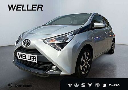 Toyota Aygo x-play Team D *CarPlay*Kamera*Bremsassistent*