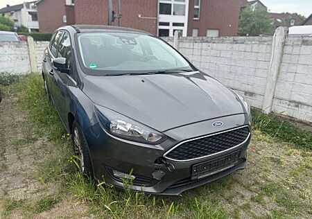 Ford Focus Turnier Cool & Connect
