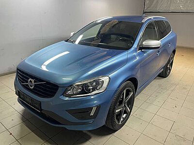 Volvo XC60 Momentum AWD | R-Design