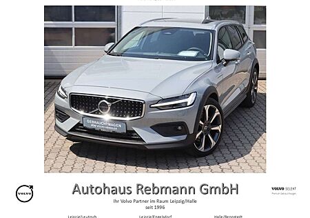 Volvo V60 B5 Cross Country Ultimate AWD