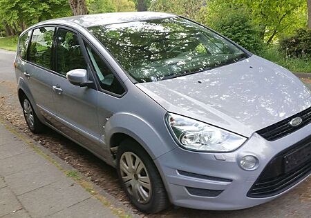 Ford S-Max 2.0 TDCi 7-Sitzer TÜV neu