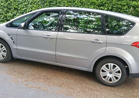 Ford S-Max 2.0 TDCi 7-Sitzer TÜV neu